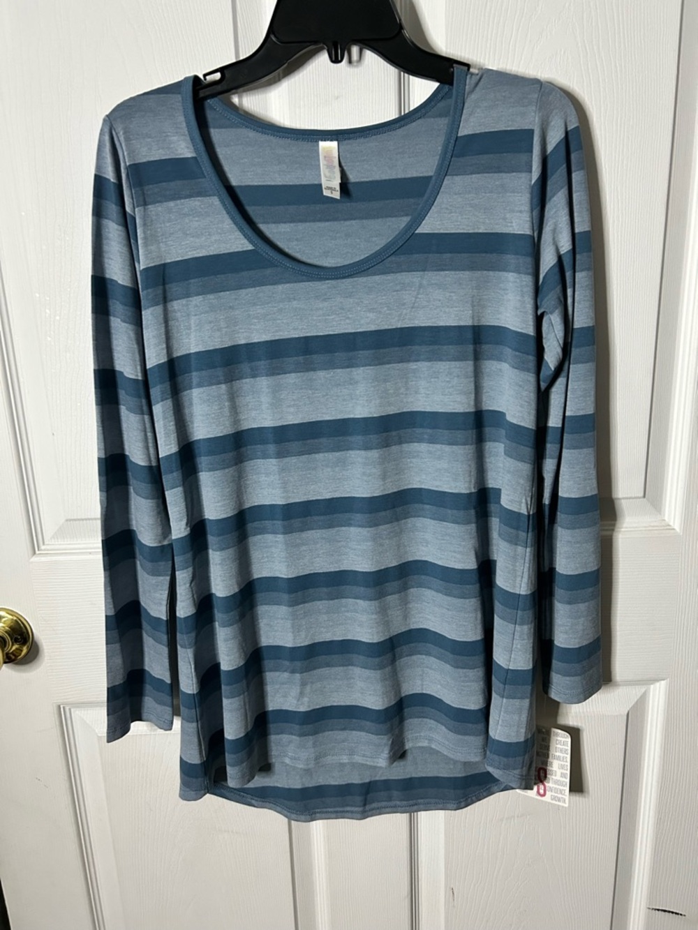 LuLaRoe blue Striped Lynnae Top